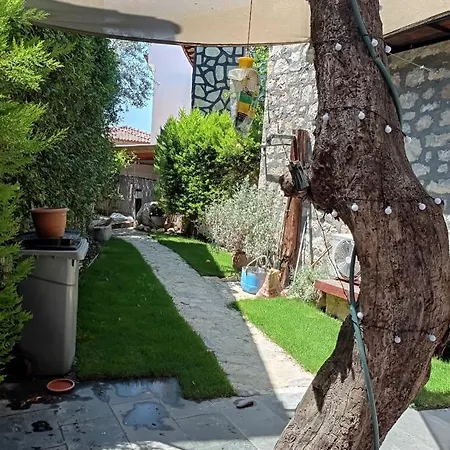 Lüks Modern Geniş Raahat Aydınlık Yazlık Karaburun (Izmir)