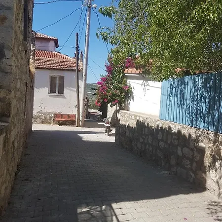 Daire Lüks Modern Geniş Raahat Aydınlık Yazlık Karaburun (Izmir)